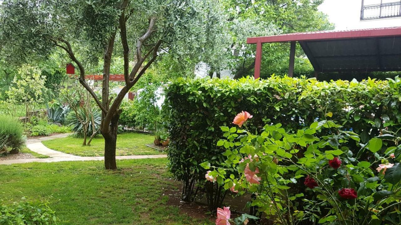 Apartment Iva Нивице Екстериор снимка