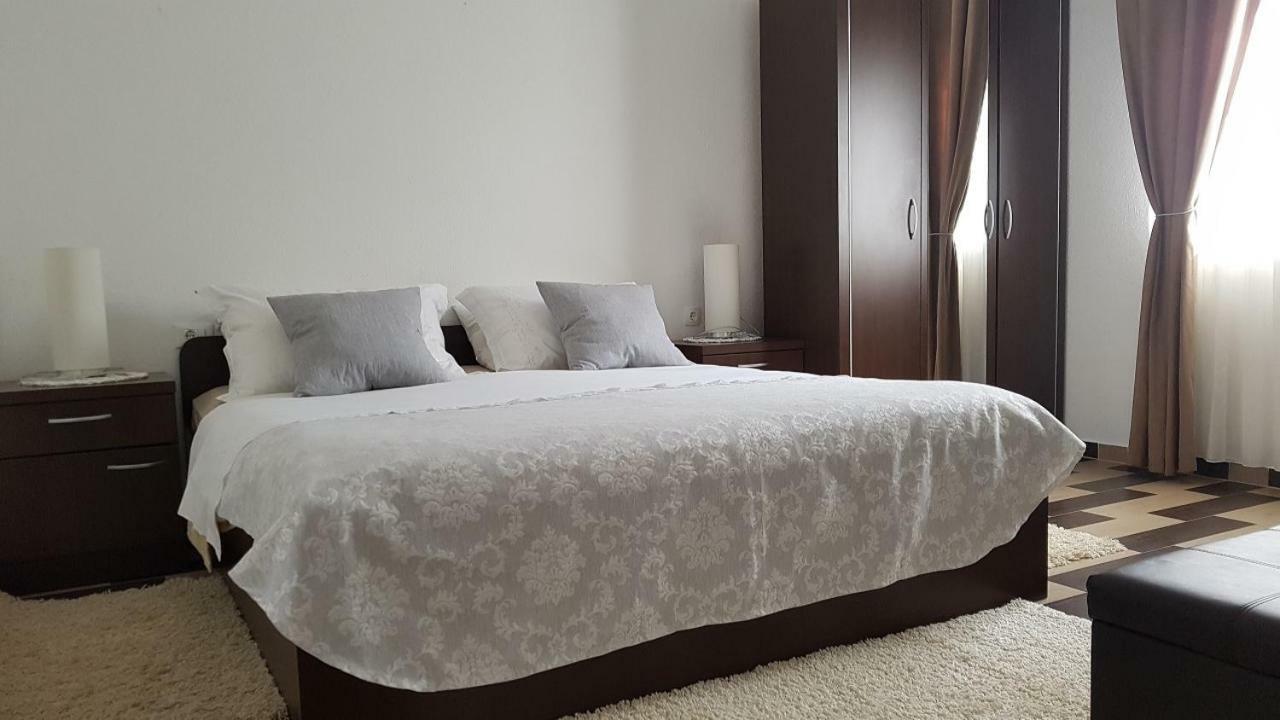 Apartment Iva Нивице Екстериор снимка