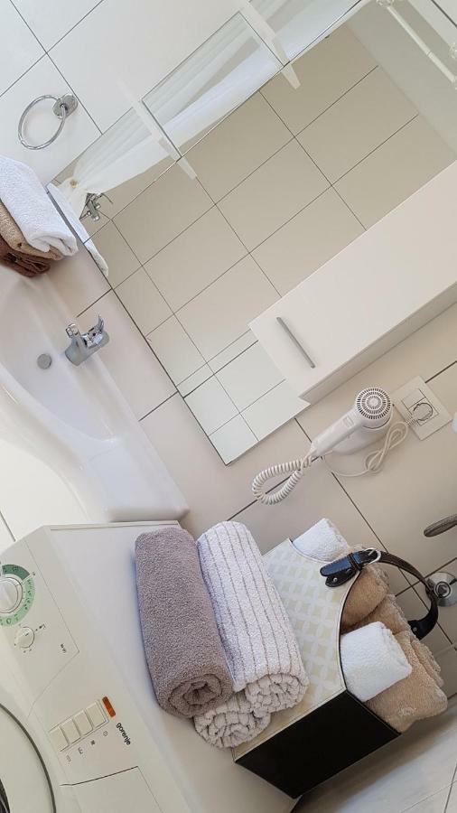 Apartment Iva Нивице Екстериор снимка
